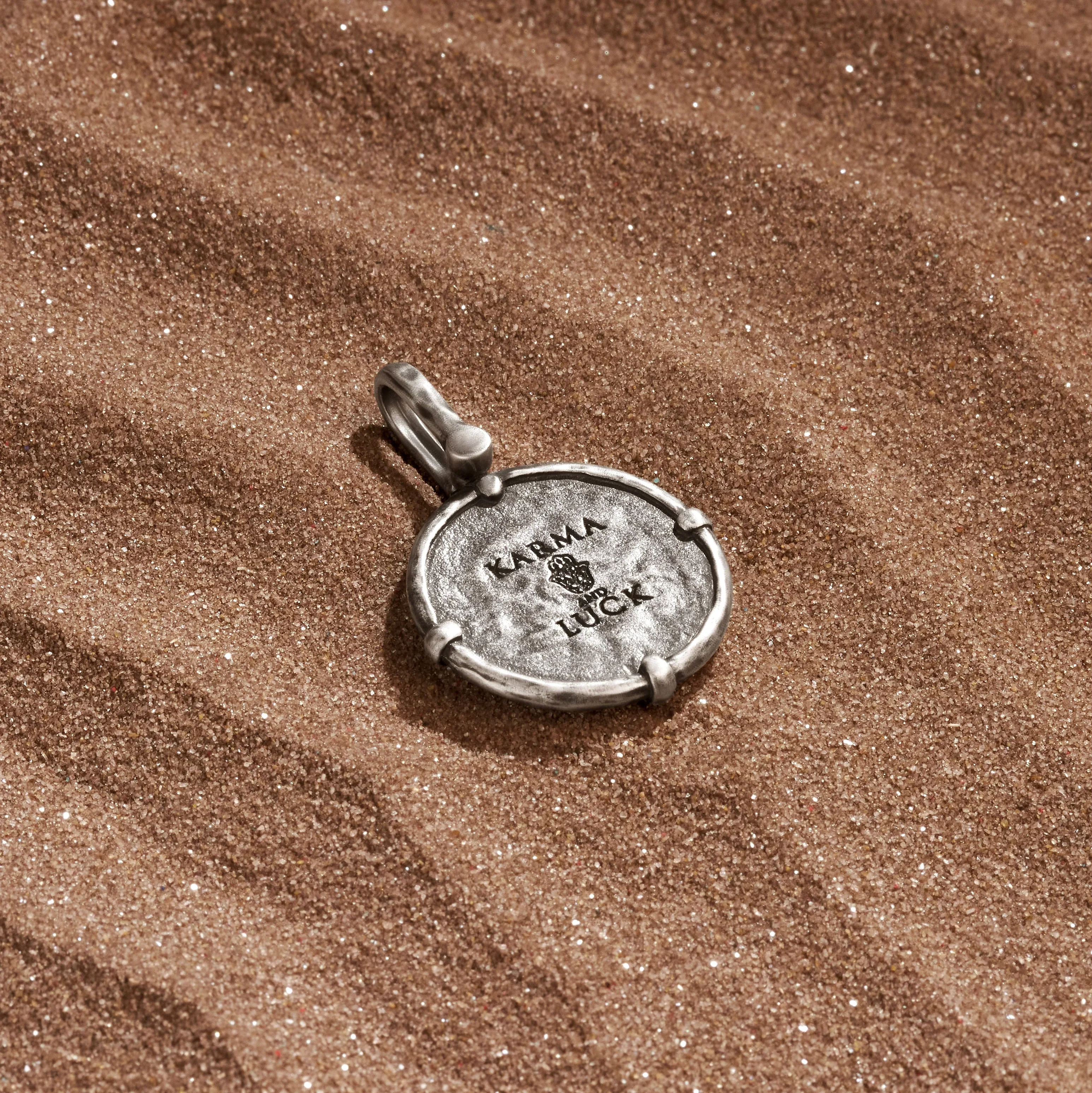 Constant Illumination Onyx Eye Charm - Image 3