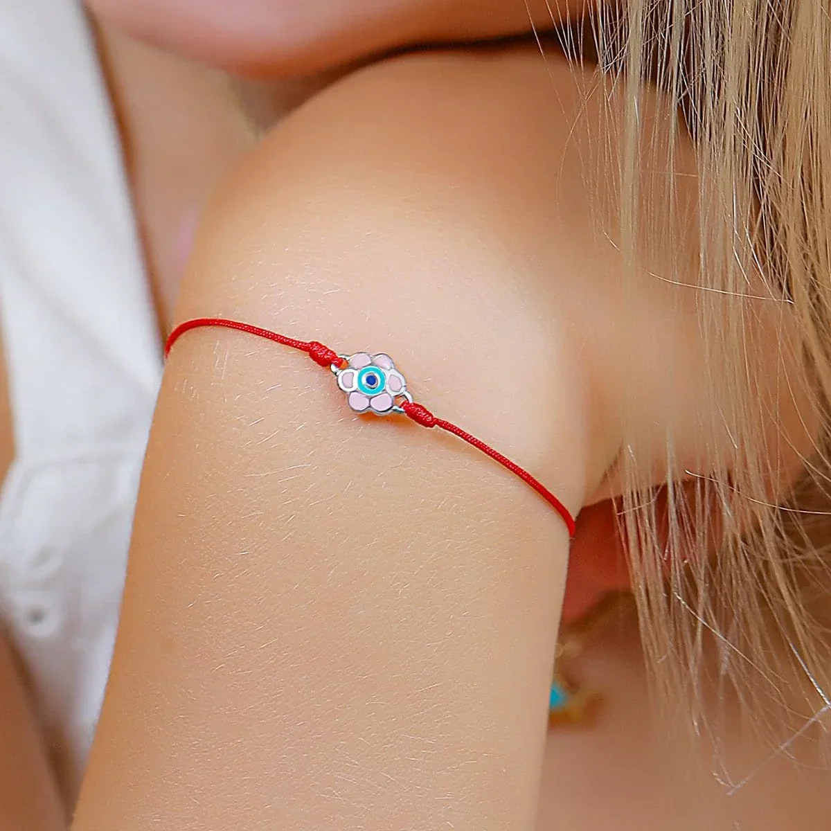 Delicate Longevity - Flower Red String Bracelet - Image 2