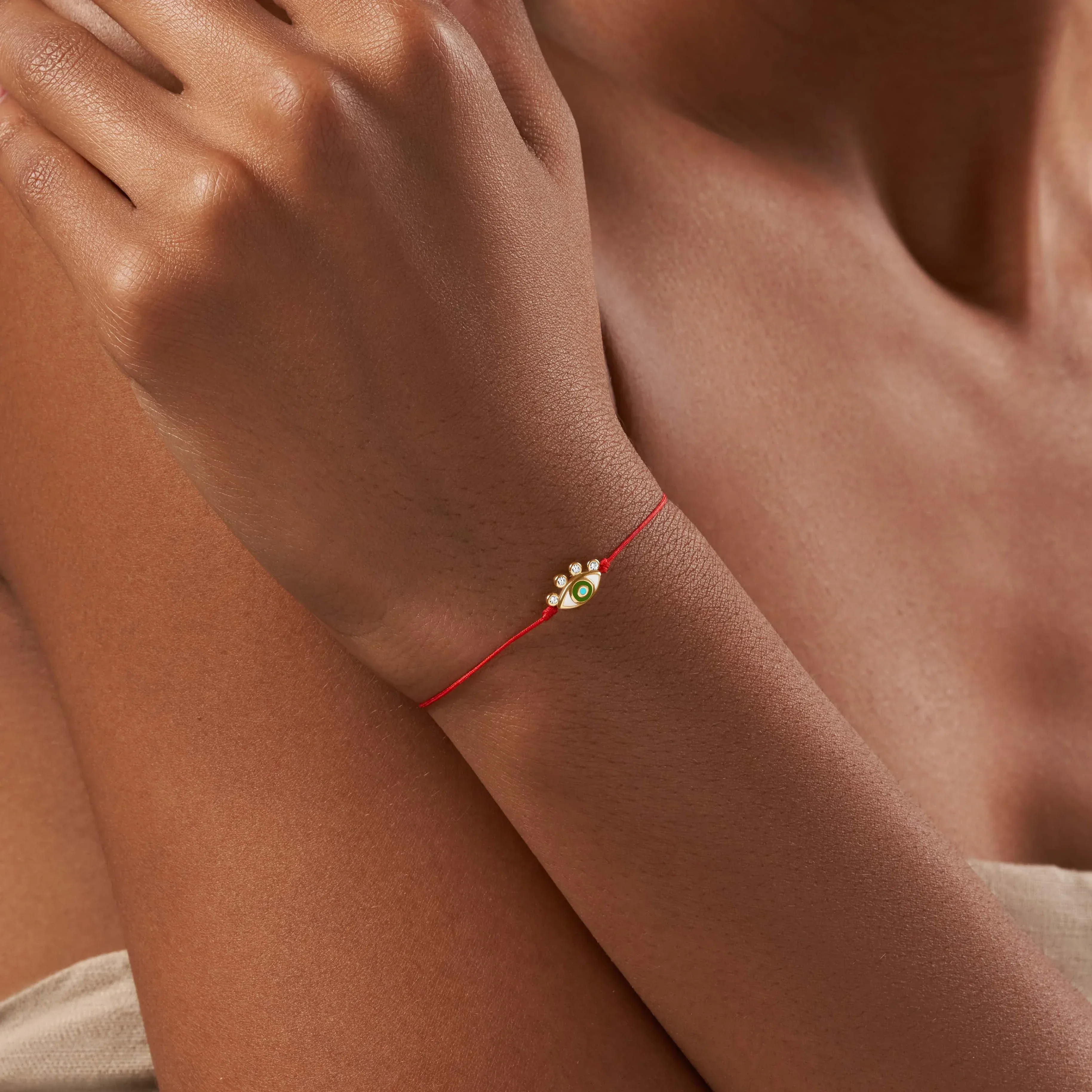 Piercing Gaze Evil Eye Red String Bracelet - Image 2